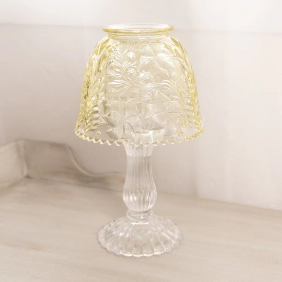 Vintage LE Smith Glass Yellow Fairy Lamp Candle Holder with Clear Base - Picture 1 of 6